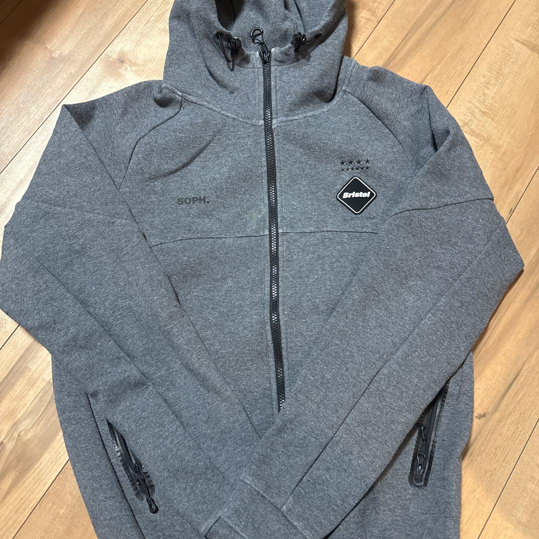 キリヒロ FCRB Bristol ベンチレーションフーディ セットアップ