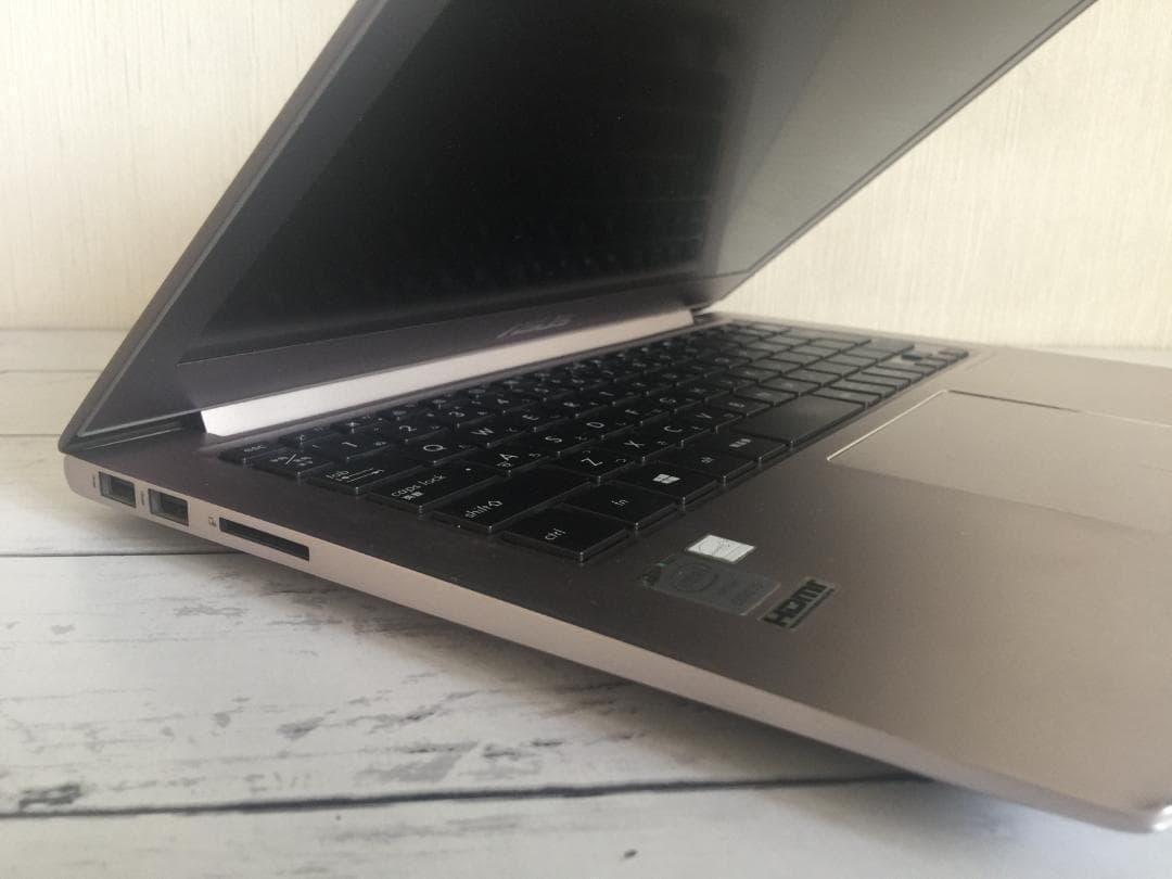 ASUS UX303L 13.3型TFT液晶　薄型・コンパクト ノートパソコン