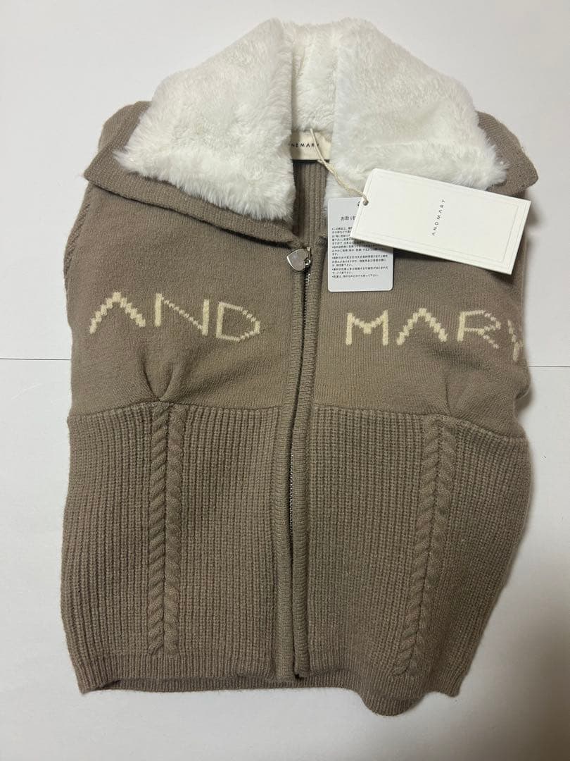 トップス andMary Mary logo zip tops beige