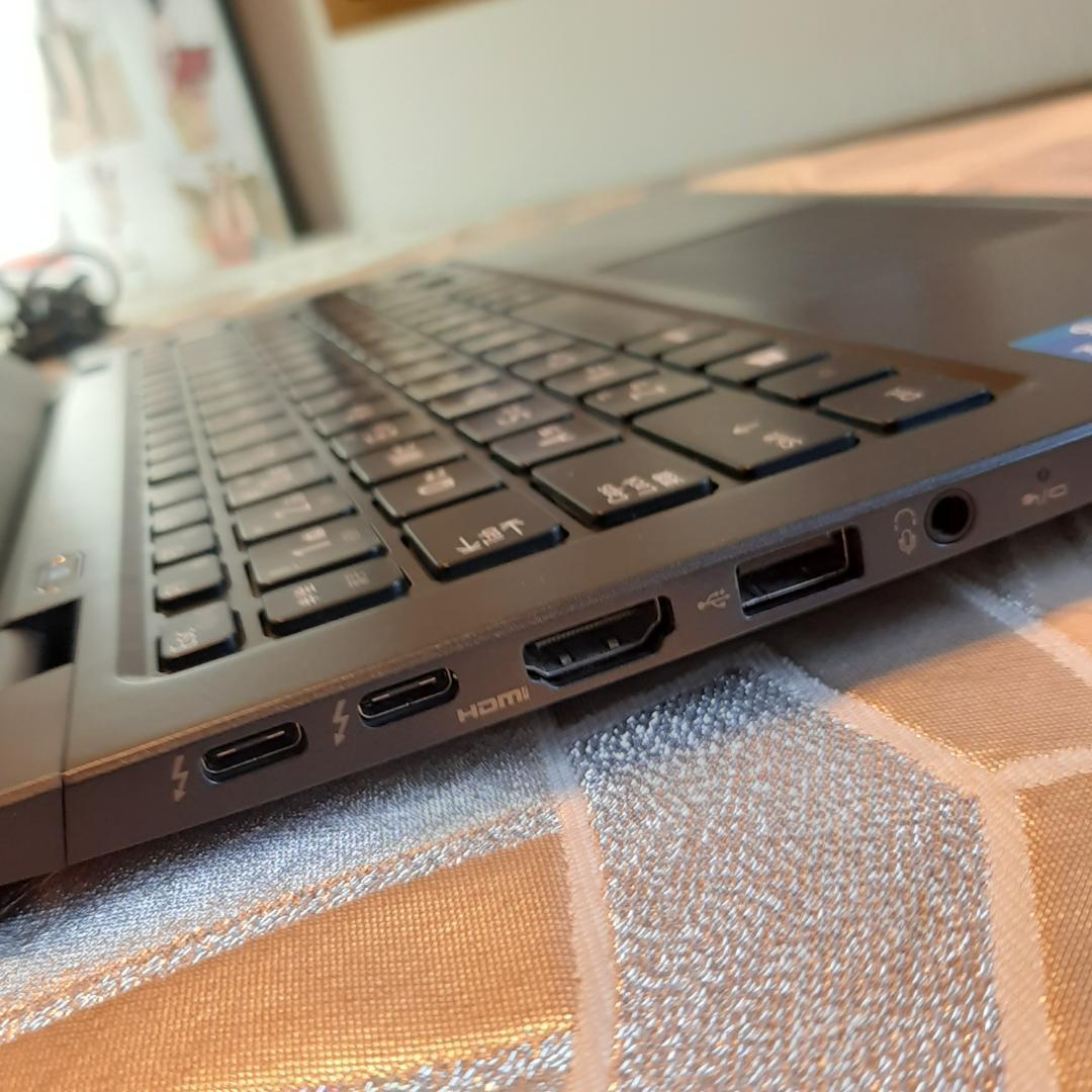 13インチ G83HS 11世代 i5 256G FHD 東芝 ノートパソコン