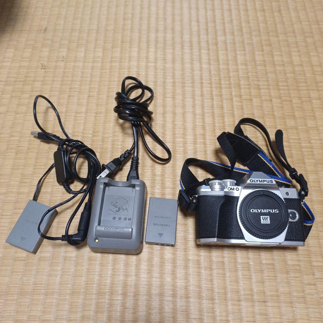 OLYMPUS OM-D EM10 mark2 カプラーつき