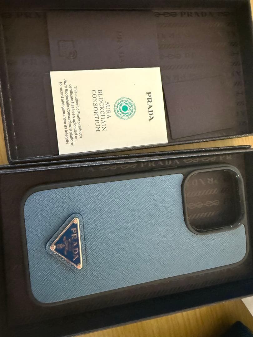 PRADA iPhone16Proケース