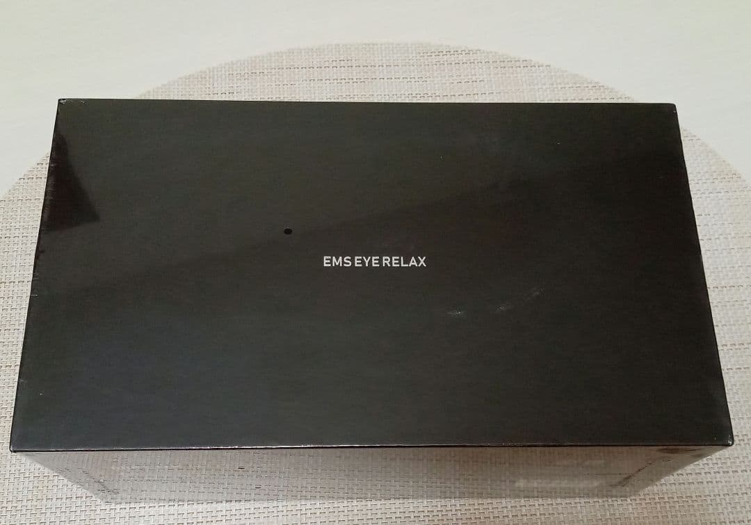 【新品未開封】NIPLUXEMS アイリラックス NP-ER23BK-EMS