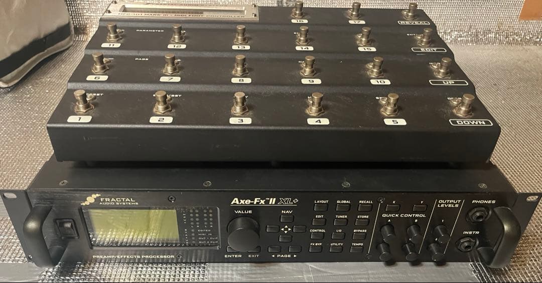 ギター FRACTAL AUDIO Axe-Fx2 XL+ MFC-101 mark3