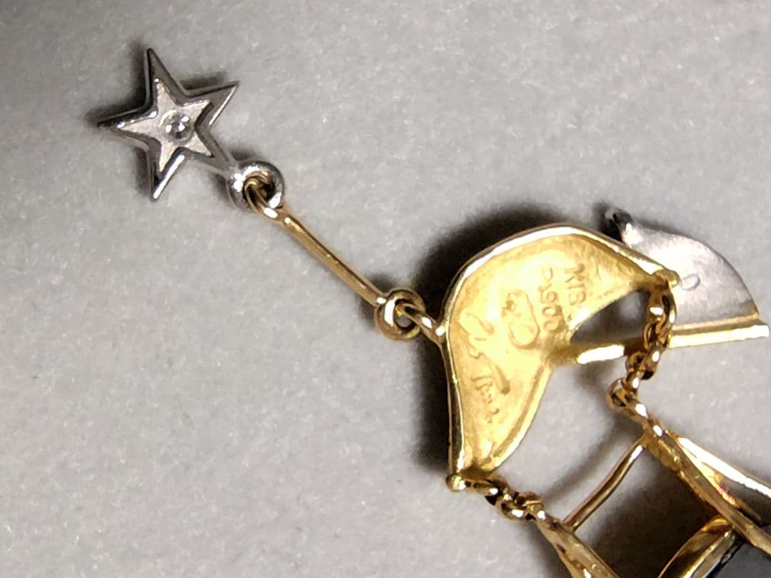 ふみちゃん 作家石川暢子 NOBUKO 気球ブローチ　ペンダント