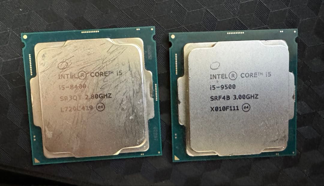 i5 9500 1個　i5 8400 1個