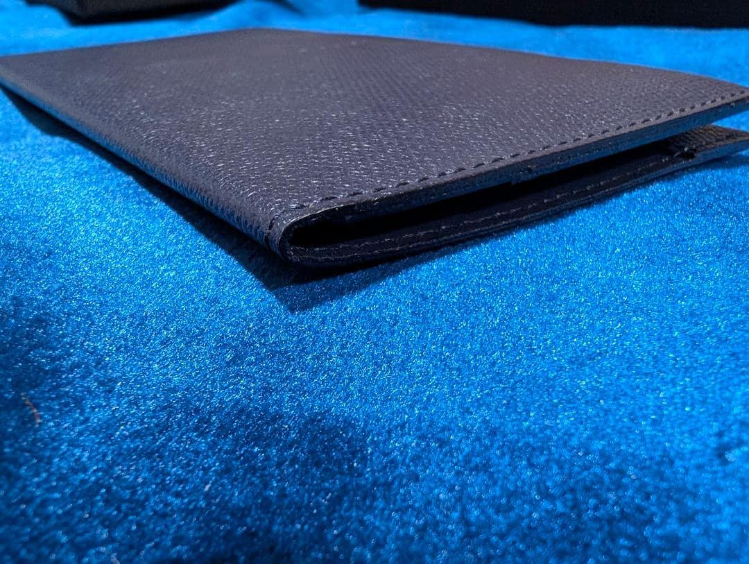 【値下げ】abrAsus アブラサス 薄い長財布 ネイビー 紺色系　極薄　本革