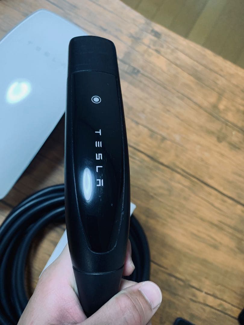Tesla テスラ　ウォールコネクター　gen3