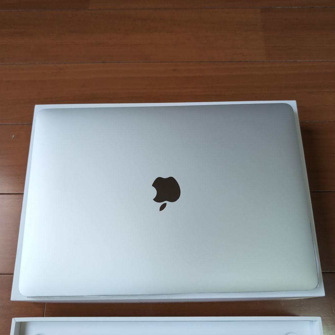 Apple M1 13インチ MacBook Air 本体