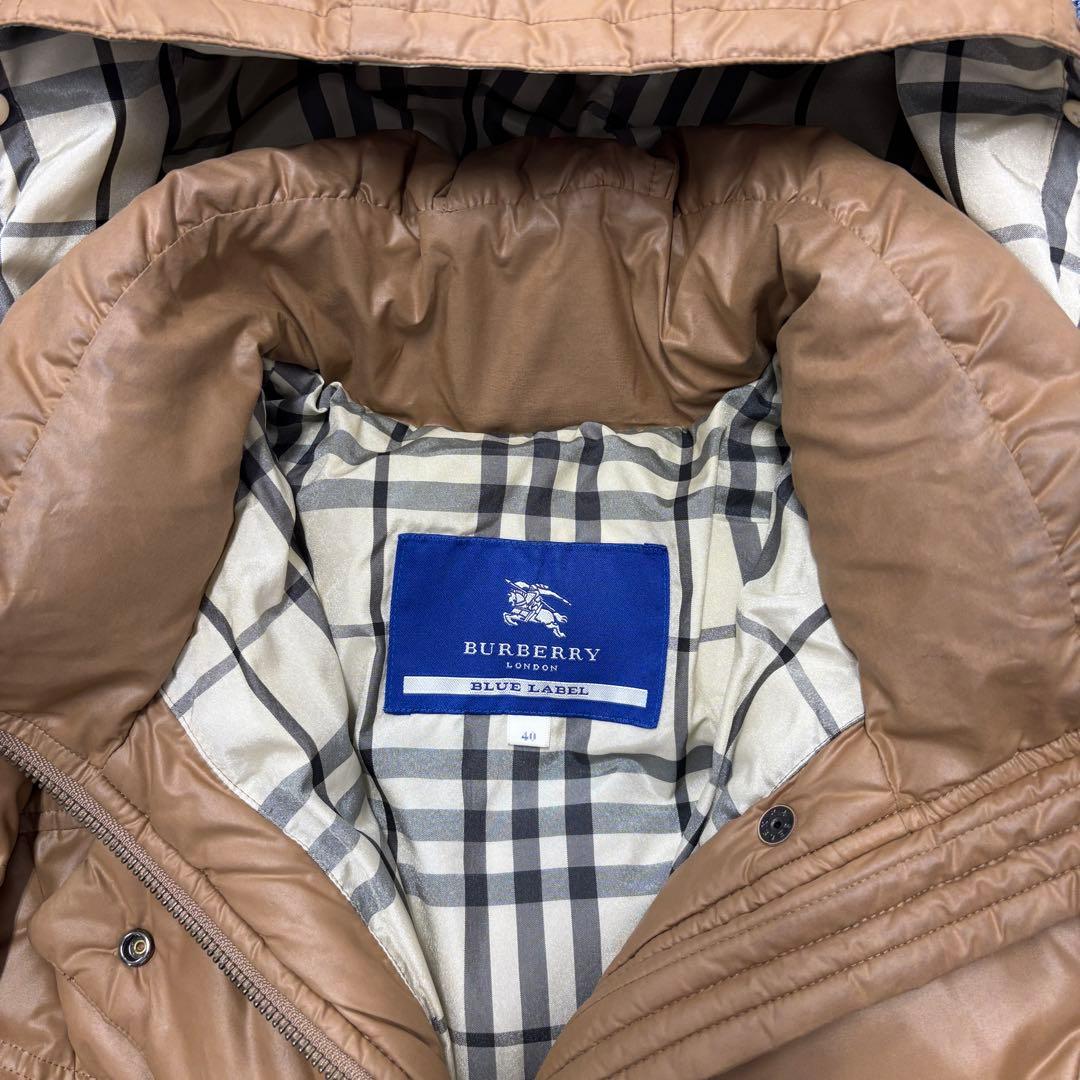 秦*琳様 バーバリーブルーレーベル　ダウンコート　フード付き　ノバチェック　大き