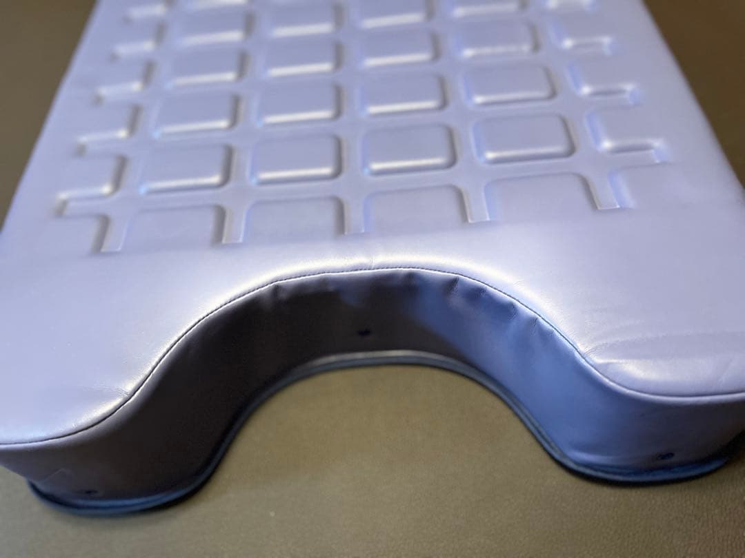 ただ今、値下げ中！大人気 胸マット バストピロー