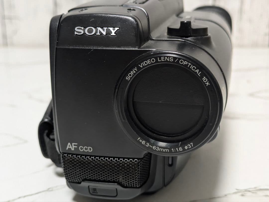 SONY　CCD-TR250　Video8　8mmテープ対応　豪華セット