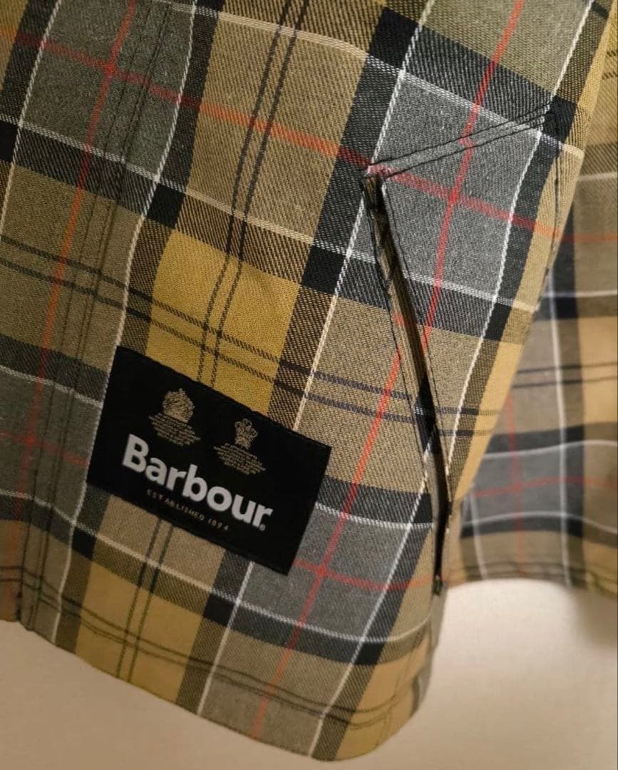 Barbour トランスポート　リバーシブルブルゾン ノンワックス　40