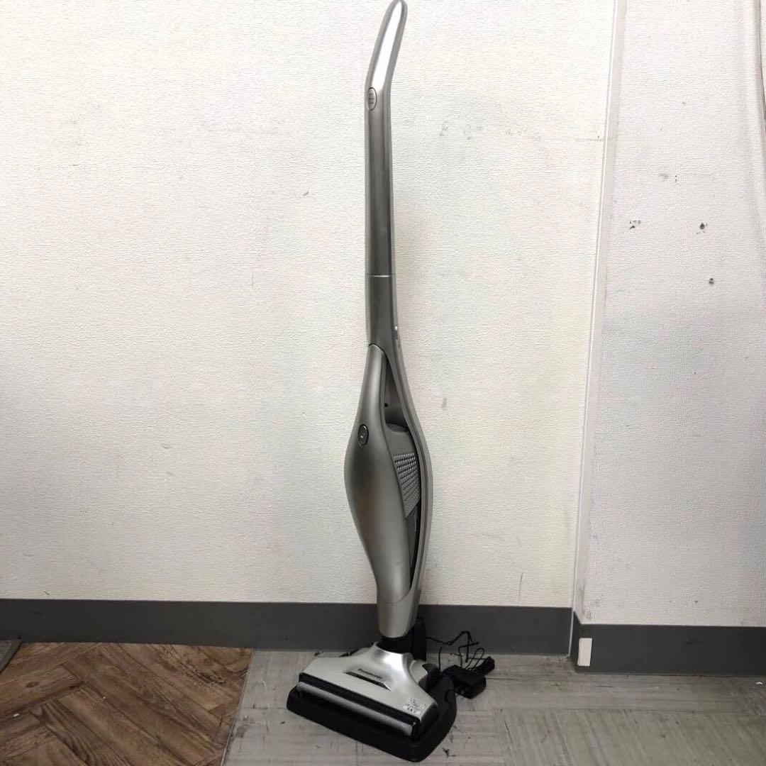 Panasonic スティッククリーナー　MC-SB10J-N 2022年製