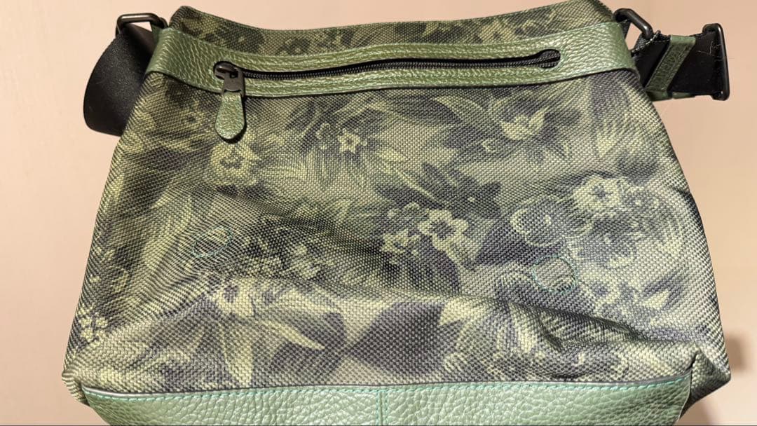 マ*ル様 メンズ　バッグ　COACH 美品　メッセンジャーバッグ