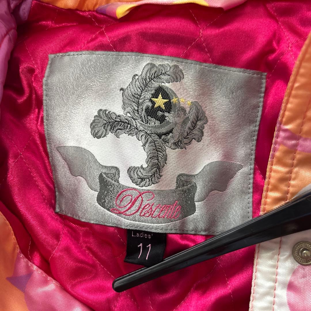 DWSSCENTEフラワープリントファーフードスキーウェアスノボウェアデサントL