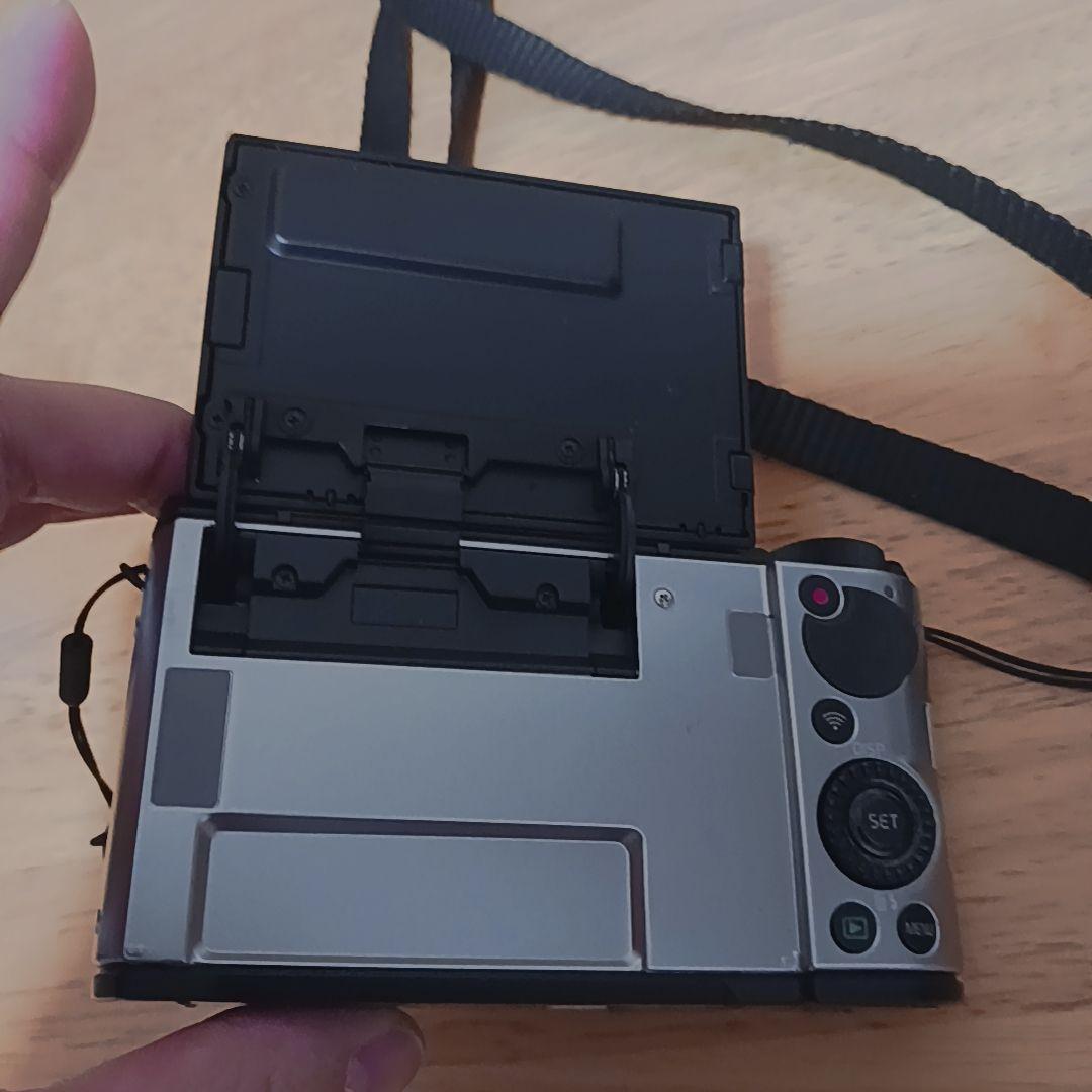 CASIO EXILIM HS　ケース&アダプタ付き