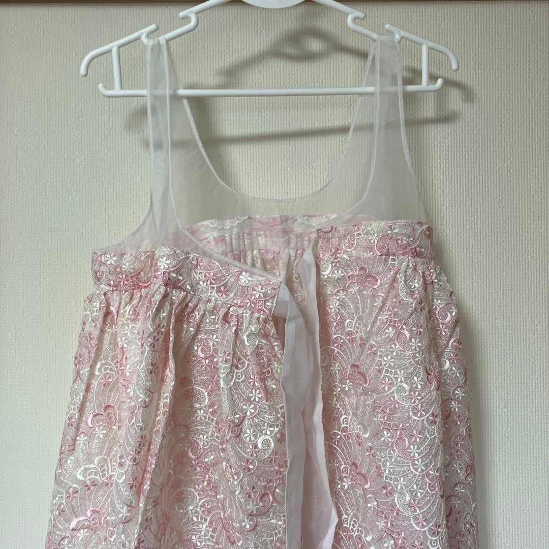 チマチョゴリ　淡いピンク色　総レース柄　韓服