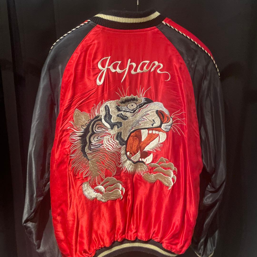 【最終値下げ】テーラー東洋 刺繍ジャケット 赤黒