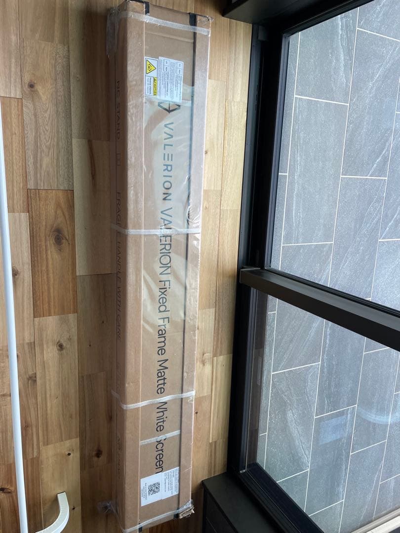 Valerion 固定フレームマットホワイトスクリーン