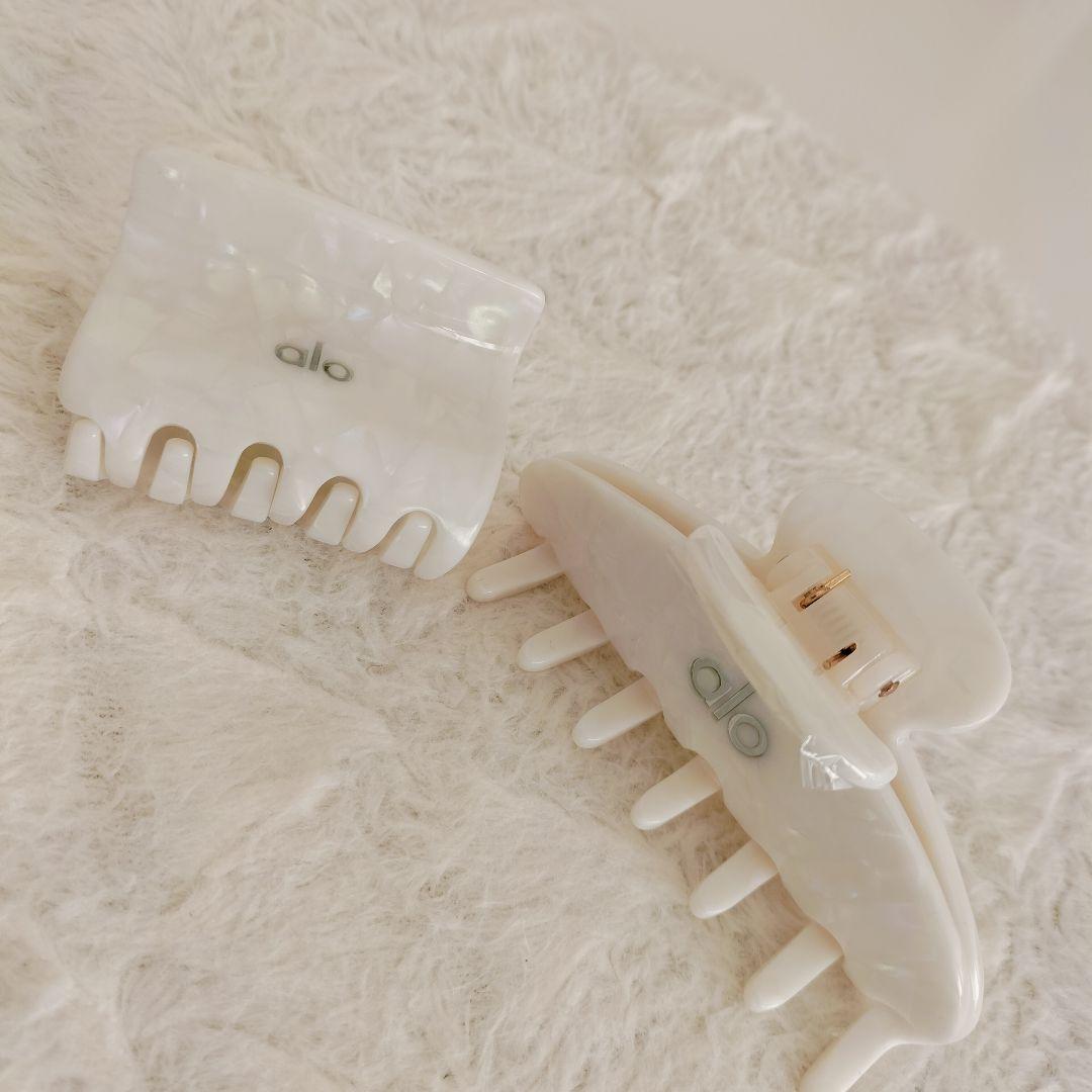 alo yoga ヘアクリップ 2個セット ホワイト