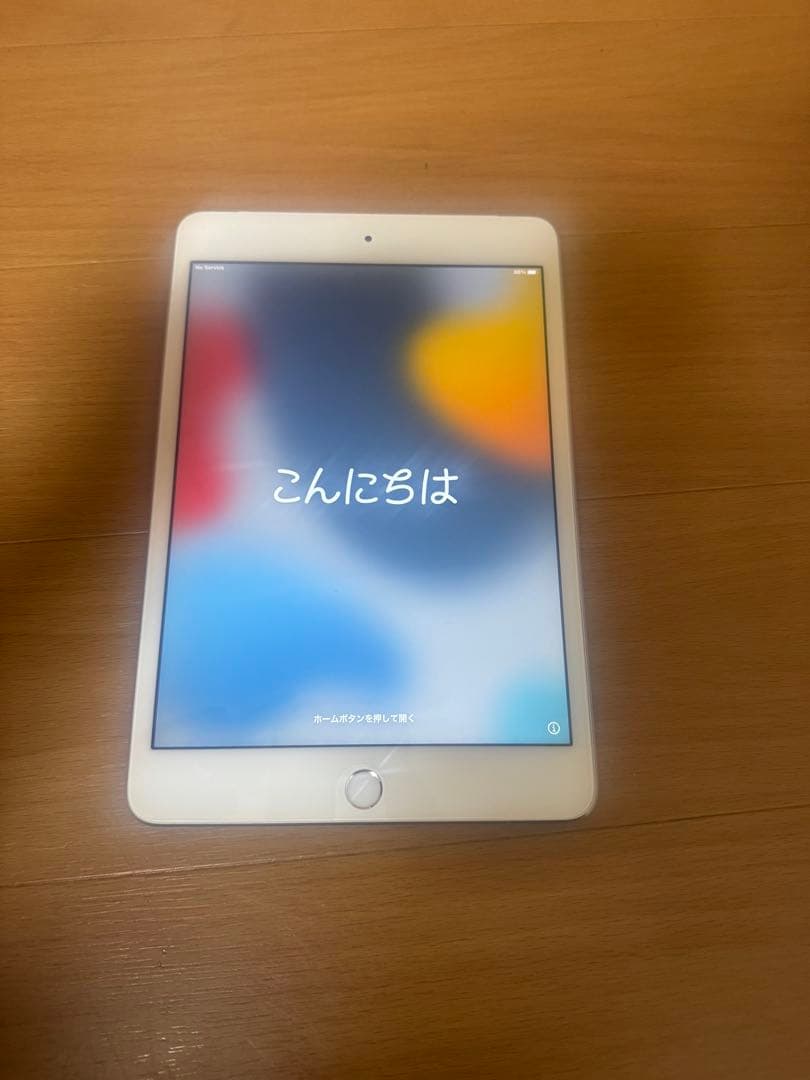 アップル　Apple iPad mini 4 128GB A1550