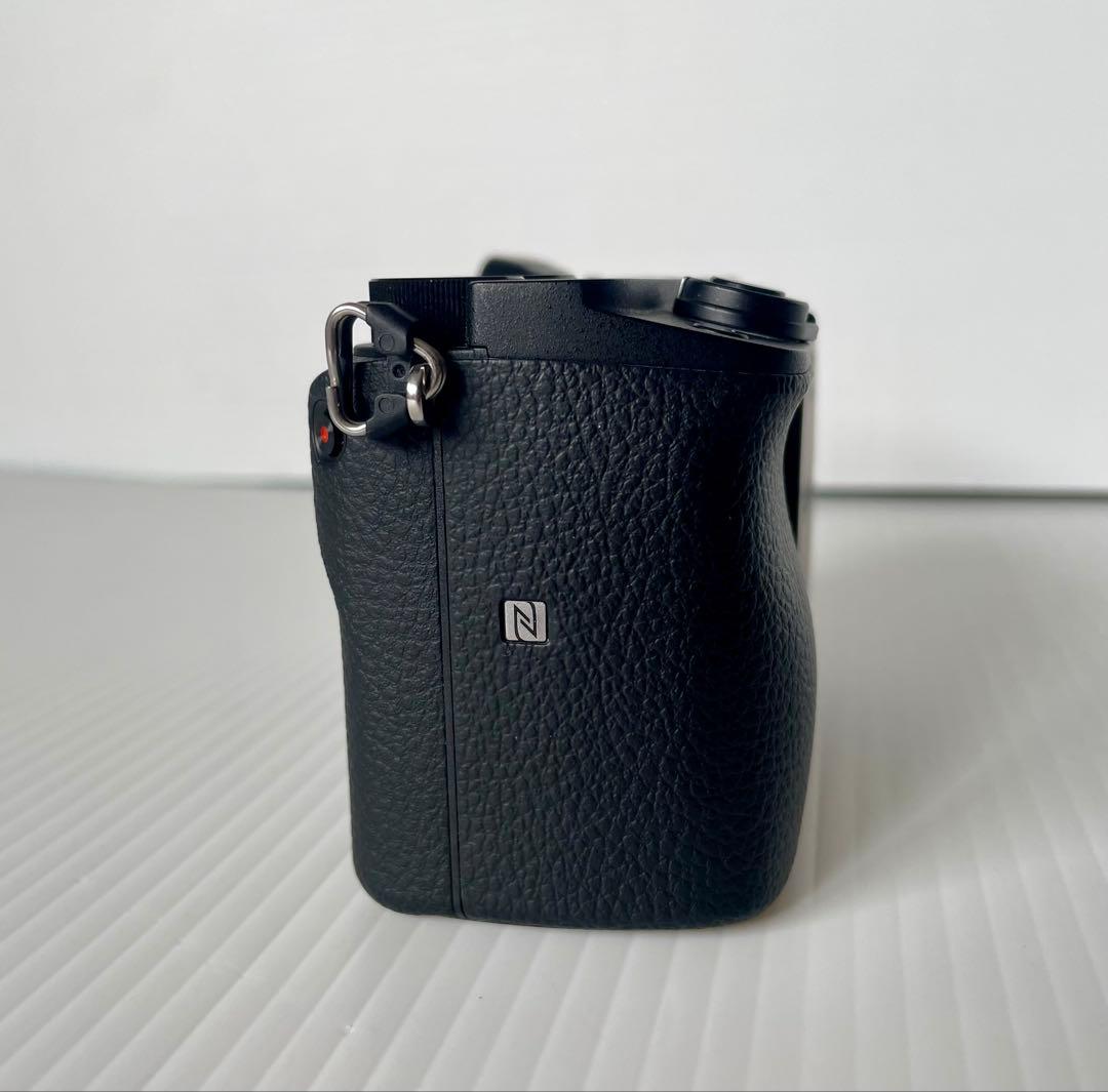 SONY α 6400ミラーレスカメラ 16-70mmレンズ付き