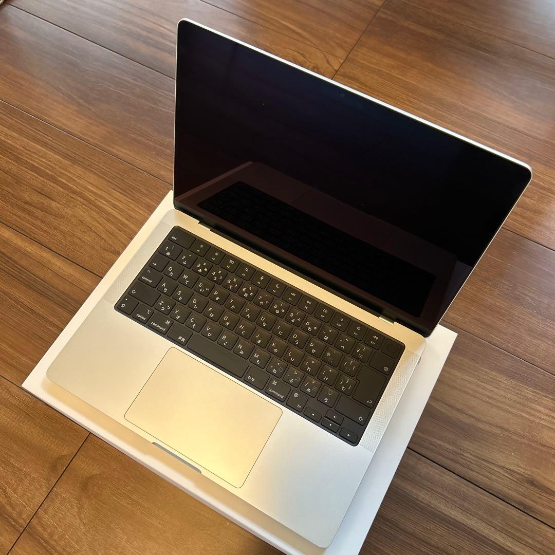 Apple MacBook pro 14インチ M3チップ 16GB 1TB