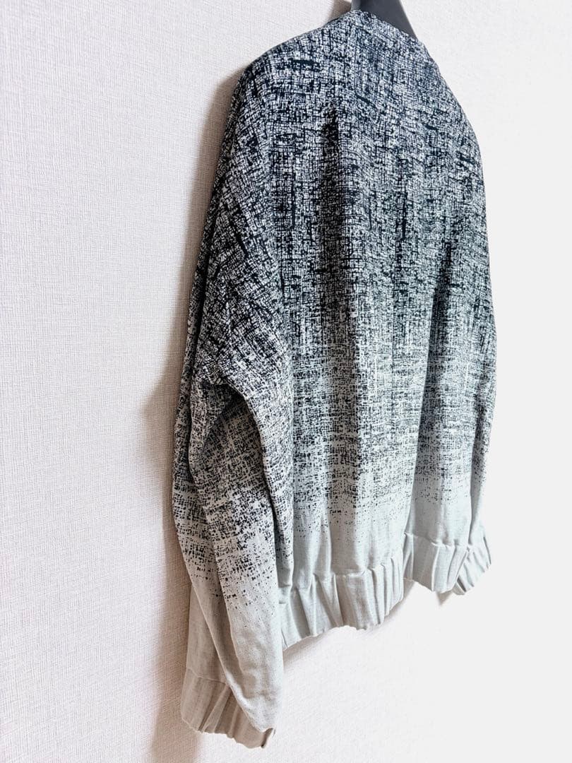 【新品】アタッチメント LI/C グラデーション ジャカード ノーカラーブルゾン