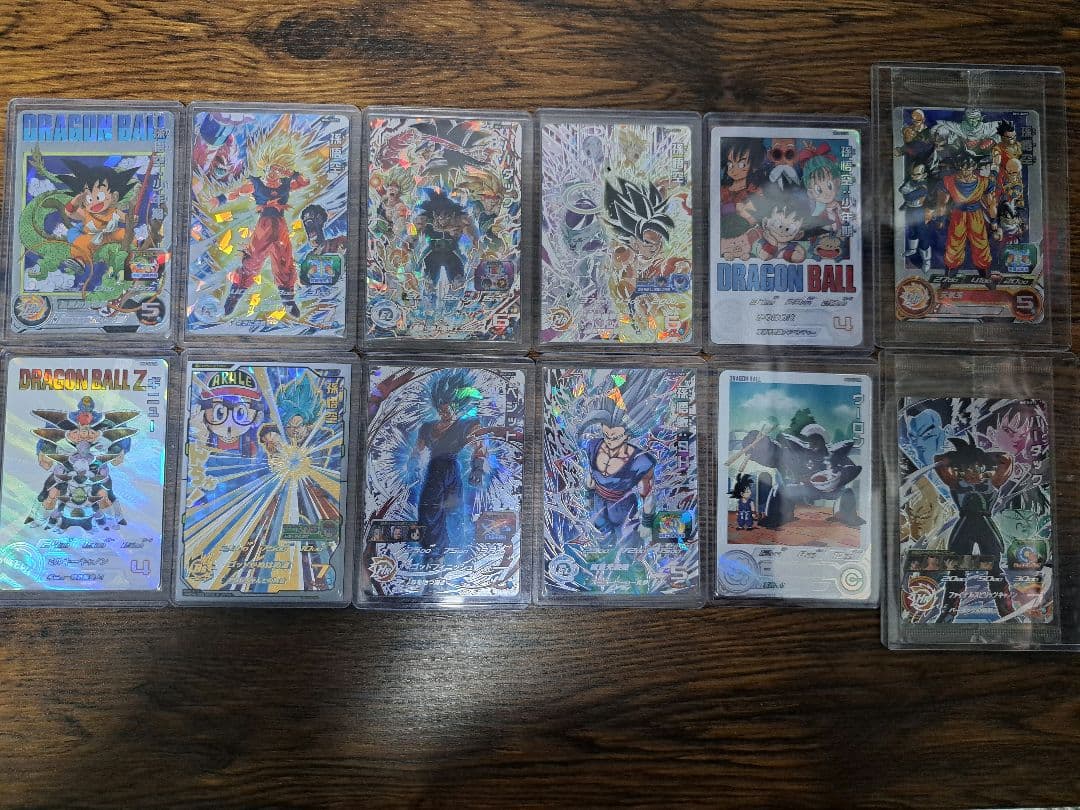 ドラゴンボールヒーローズカード　コレクション品 12枚　おまけつき