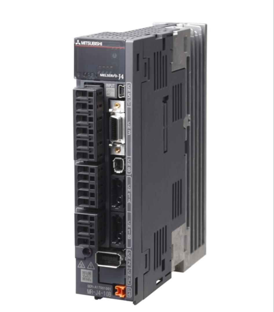 『新品未使用』MITSUBISHI サーボアンプ MR-J4-10B 3点セット