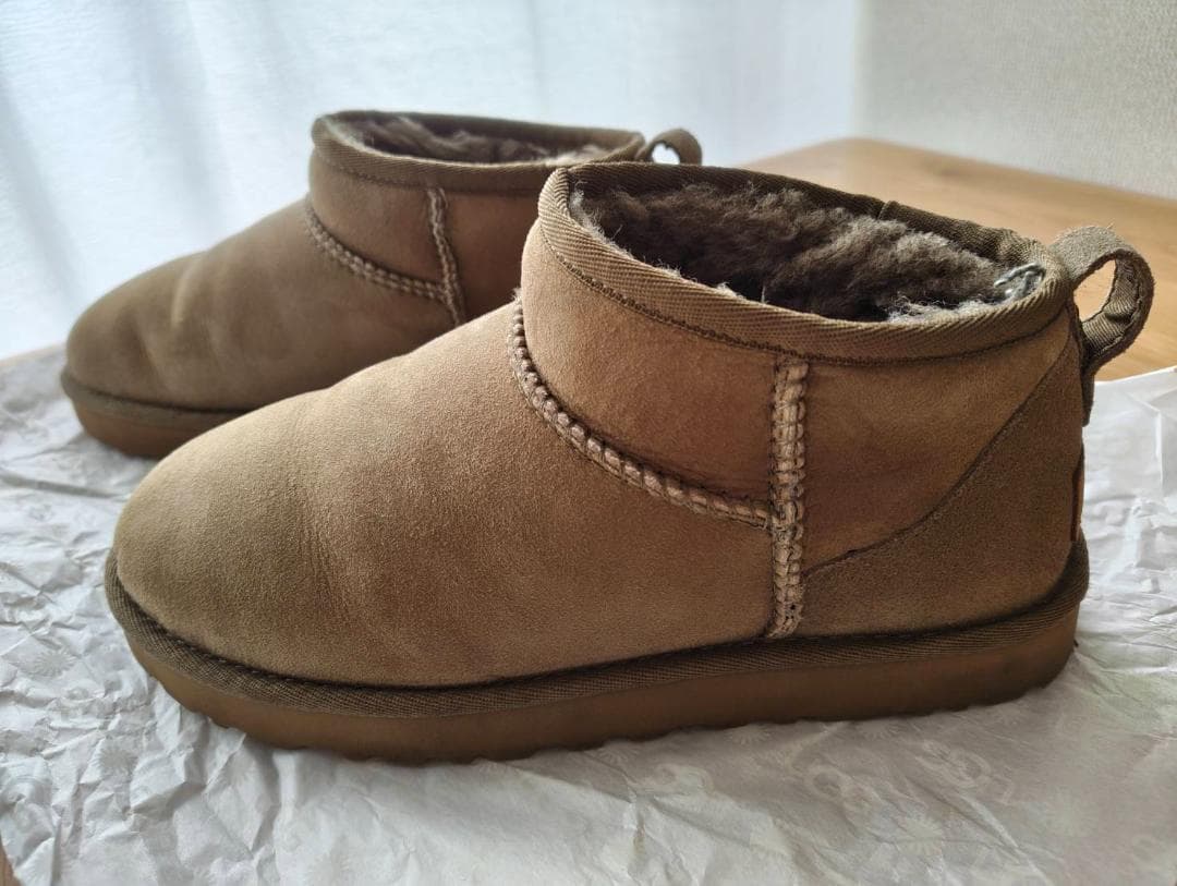 UGG クラシック ウルトラ ミニ アンテロープ 24センチ
