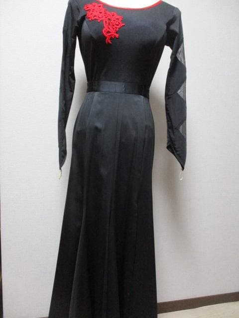 社交ダンス PastTimeパスタイム　赤と黒★3点セットアップ　パソにぴったり