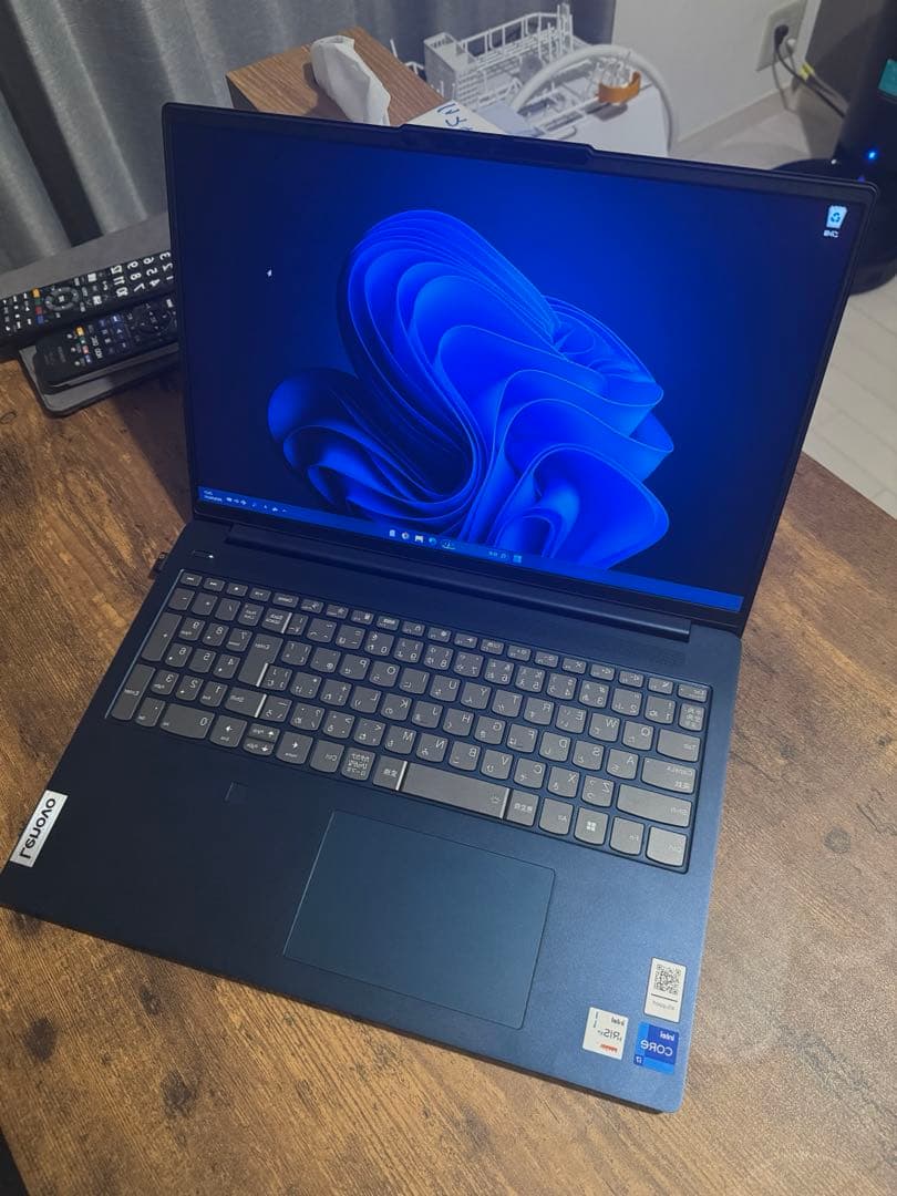 Lenovo IdeaPad Slim5i第8世代/Corei7 16inch