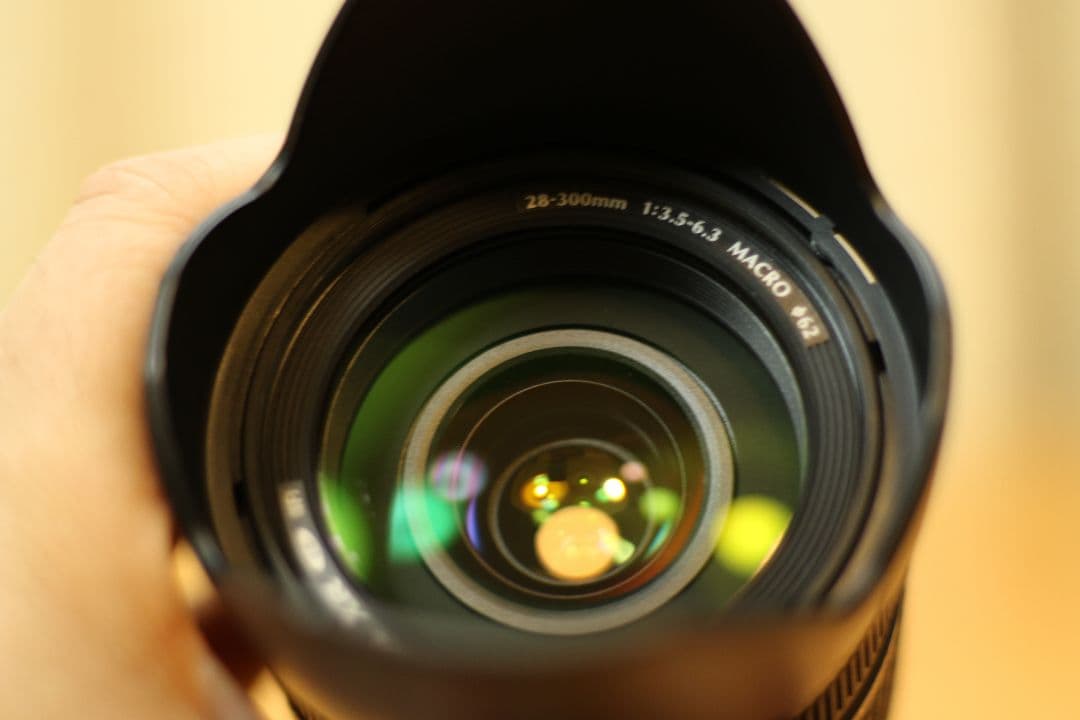 TAMRON 28-300mm f/3.5-6.3 ズームレンズ