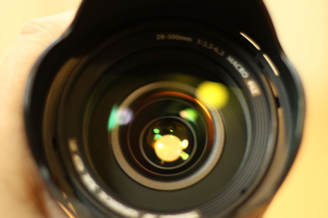 TAMRON 28-300mm f/3.5-6.3 ズームレンズ