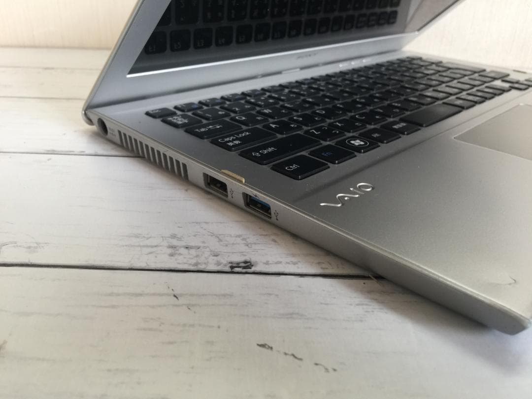 SONY VAIOSVT1311AJ 13.3型/SSD/Office/Win1