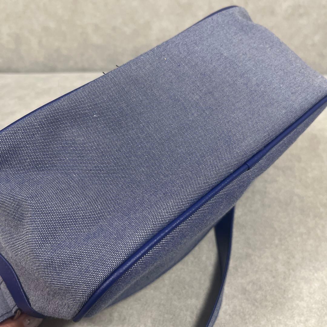 ファミリア 幼稚園　ショルダーバッグ　刺繍　デニム　美品　今季