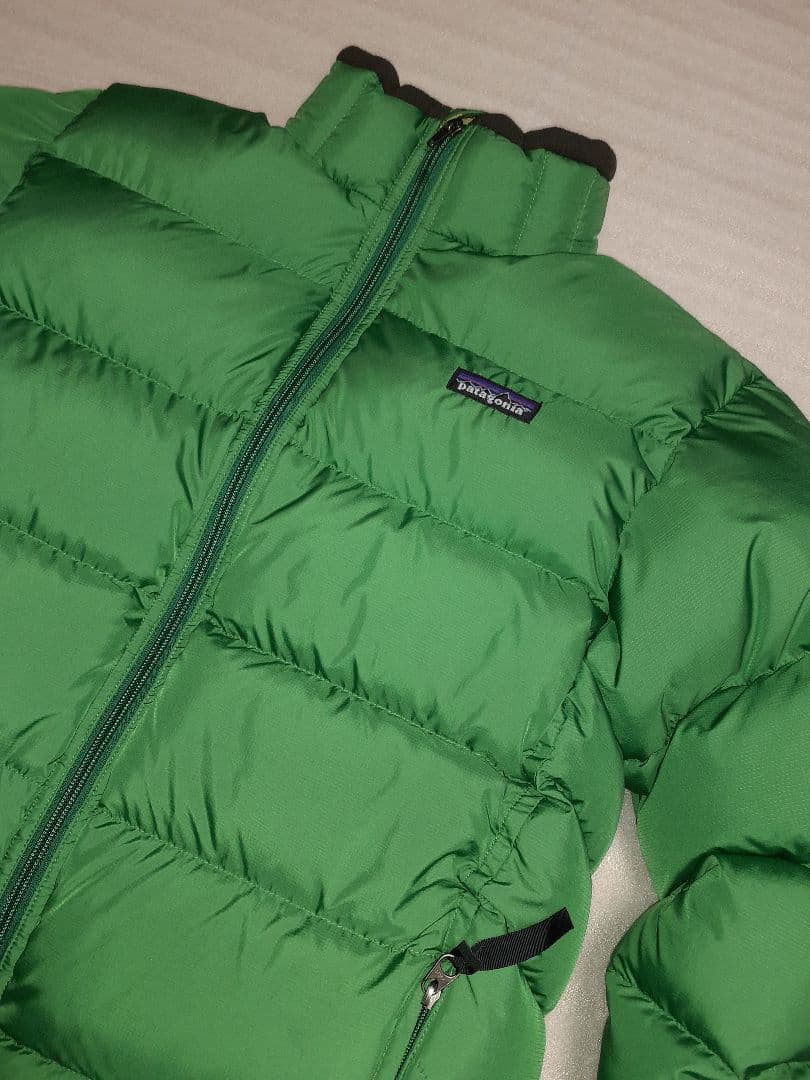 パタゴニア ダウンジャケット カラー グリーン キッズXL レディースS～M
