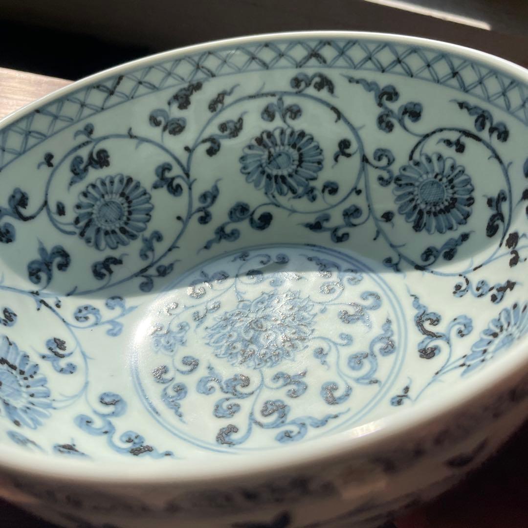 希少美品　明初期　染付青い花柄の陶器ボウル