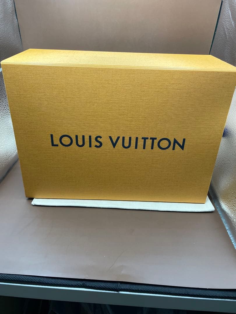 やーまん箱袋付き ルイヴィトントレイナーライン　モノグラム　スニーカー