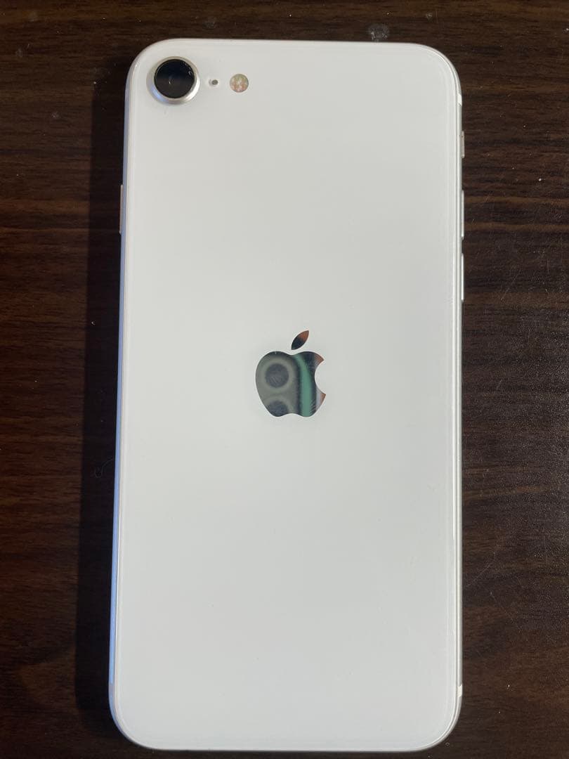 か*ん様 Apple iPhone SE (第2世代) gen2 ホワイト 64