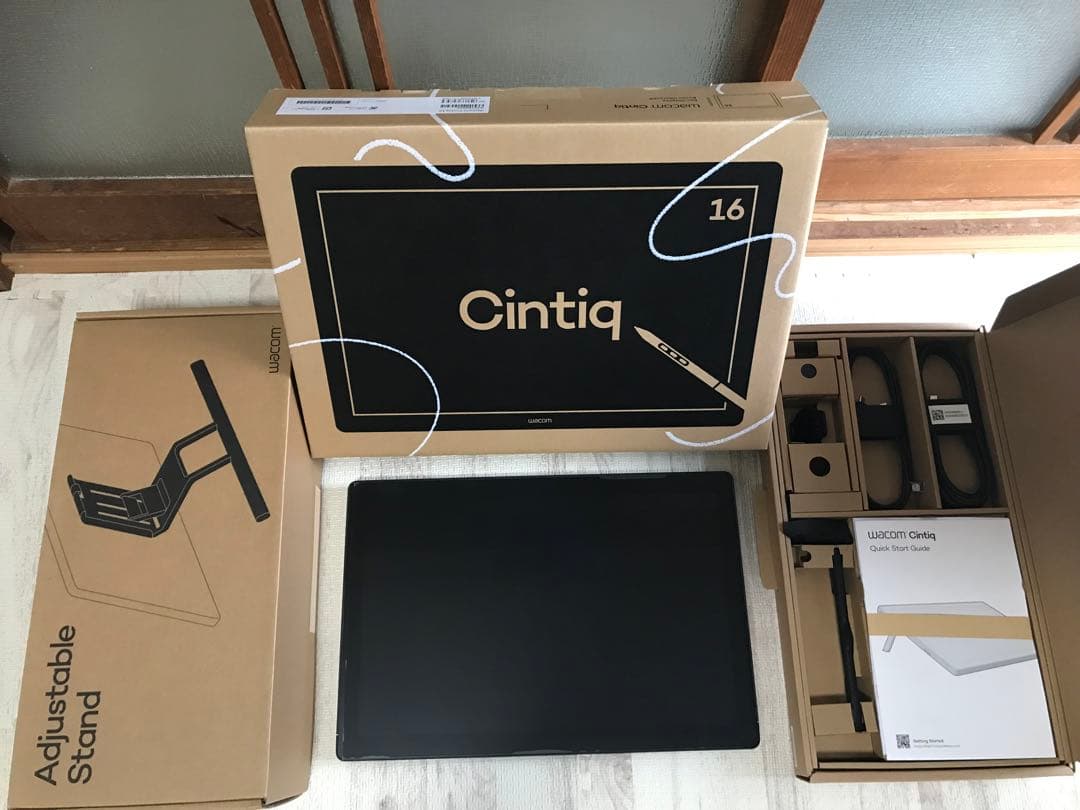 Wacom Cintiq16 (2025年新モデル)+専用スタンド