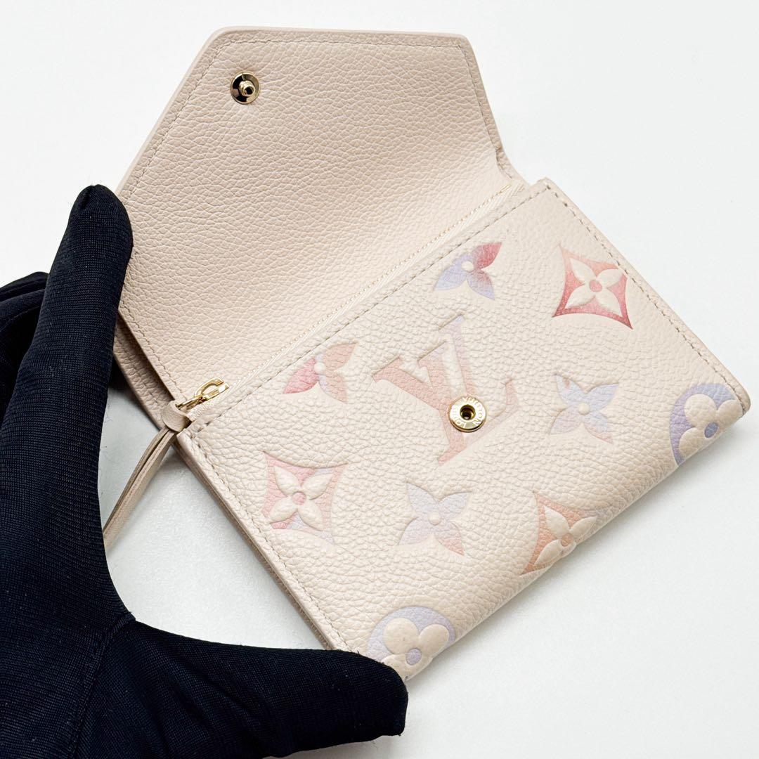 ルイヴィトン モノグラム アンプラント ヴィクトリーヌ 二つ折り財布 ホワイト