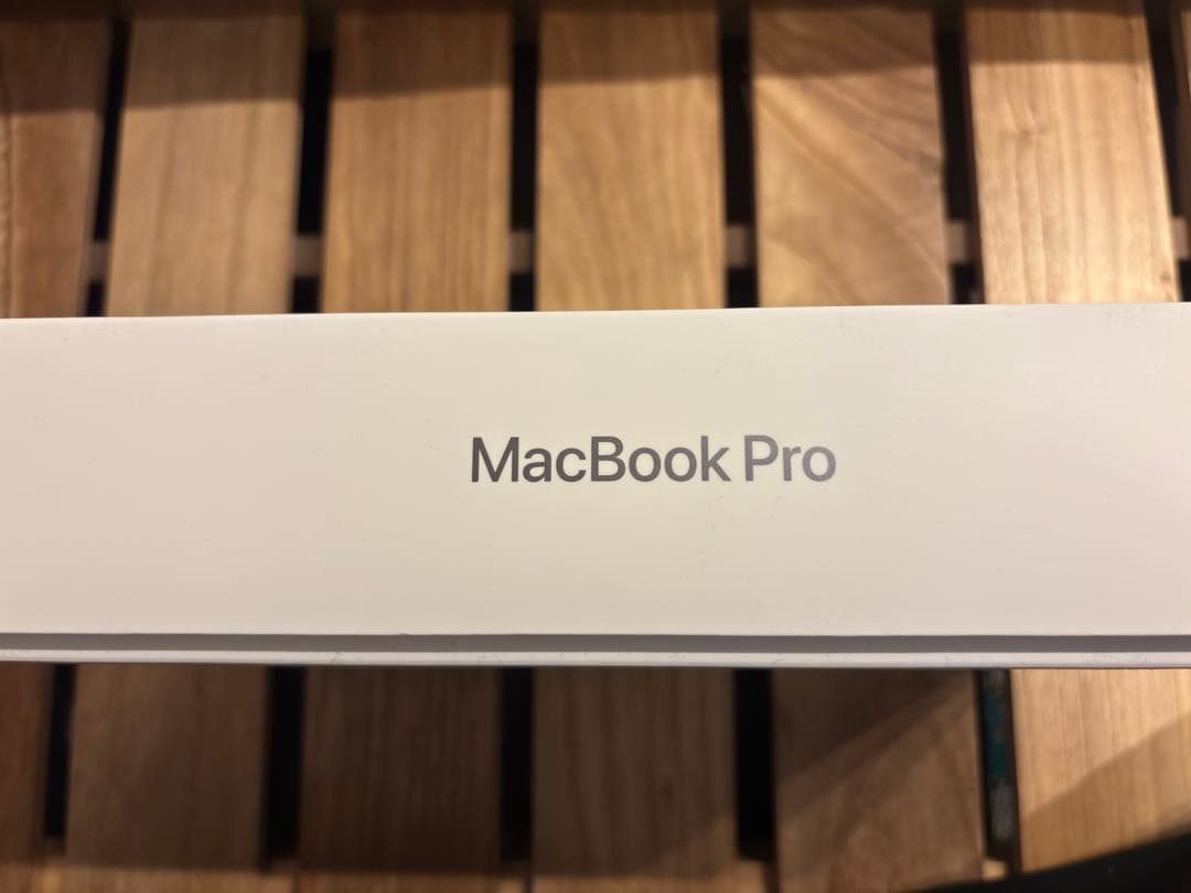 MacBook Pro M1 13 インチ 8GB/512GB スペースグレイ