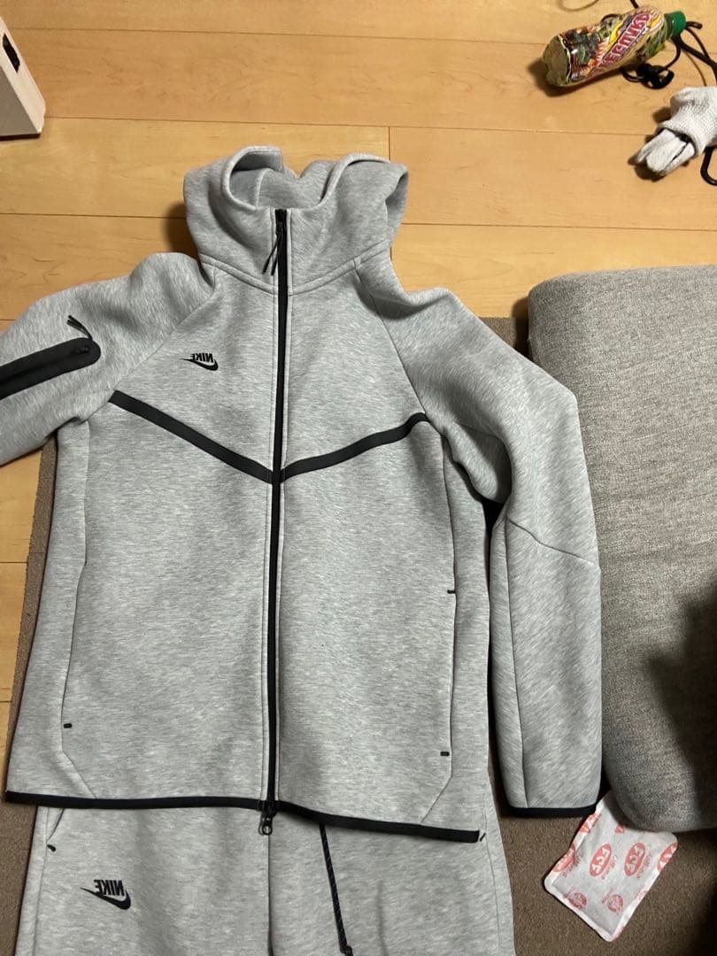 NIKEテックフリース上下セット 値下げ交渉乗ります！