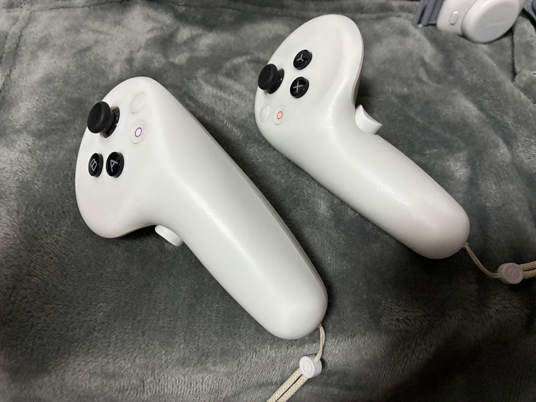 PICO4UltraVRヘッドセット +トラッカー2個×2 kiwiコード付き