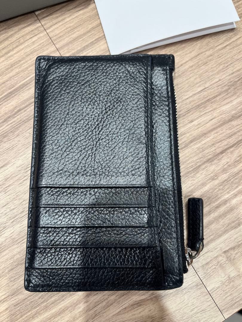 バレンシアガカードケース