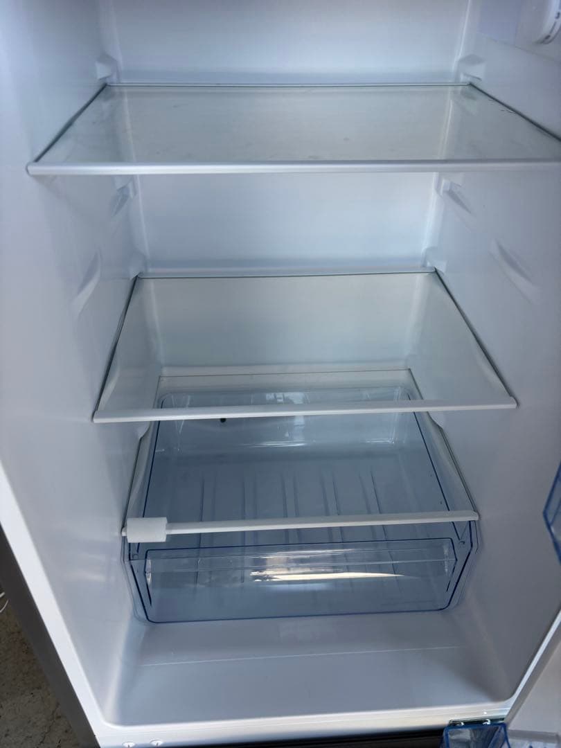 TCL 2023年製 2ドア冷蔵庫 173L 静音、省エネ設計 スリムサイズ