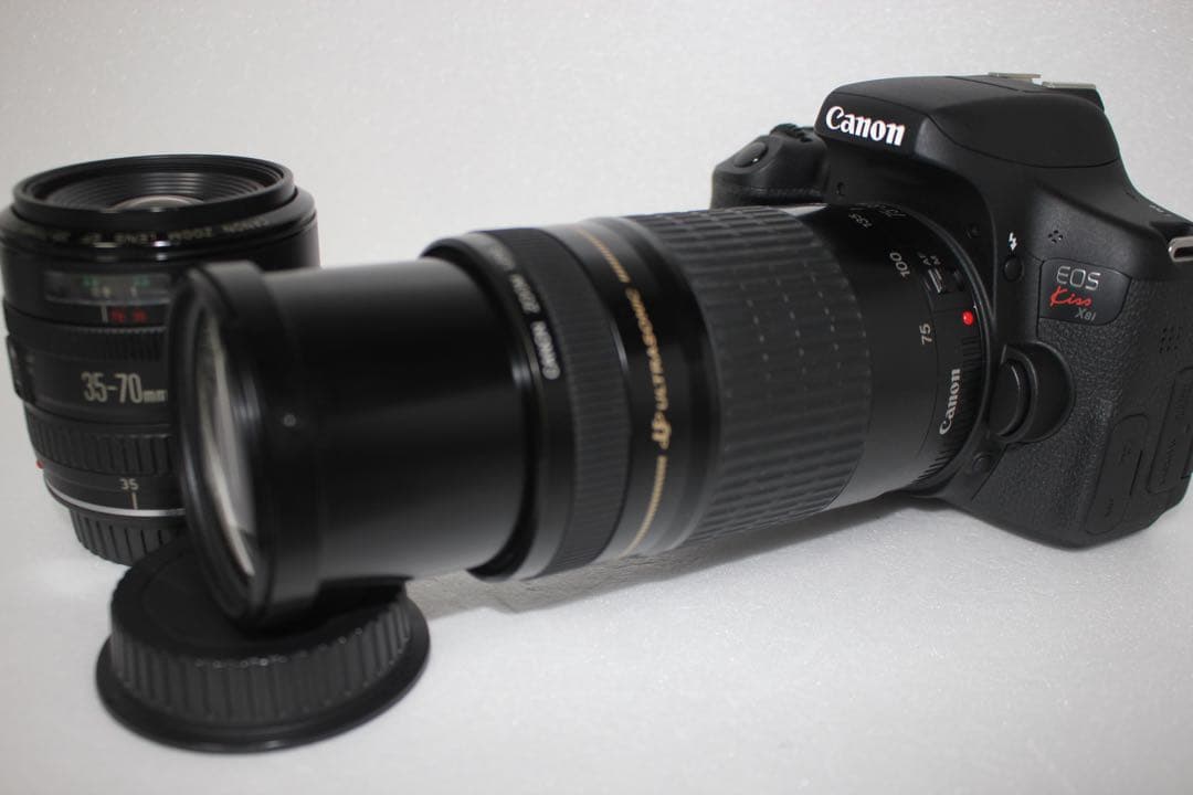 デジタル一眼レフカメラ/canon kiss x8i 標準レンズセット